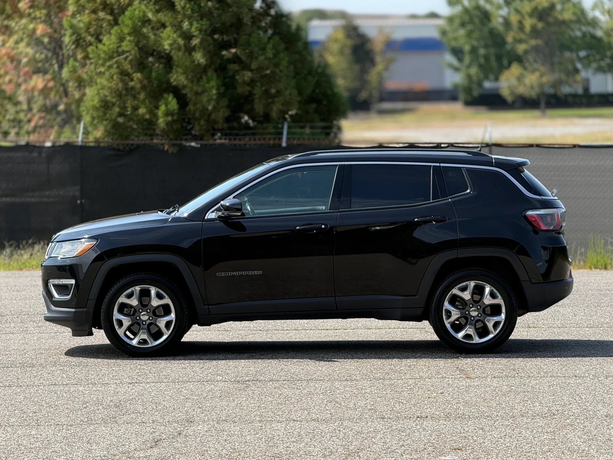 Used 2019 Jeep Compass Limited AWD/4WD image 8