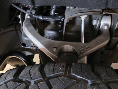 Used 2016 Chevrolet Silverado 2500 LTZ w/ LTZ Plus Package image 7