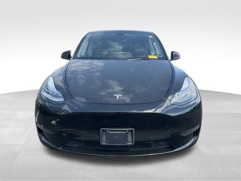 Used 2021 Tesla Model Y Long Range AWD/4WD image 12