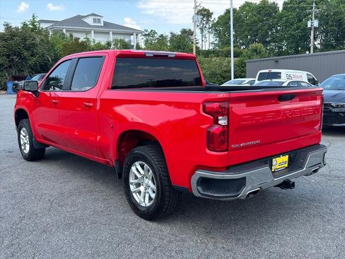 Used 2024 Chevrolet Silverado 1500 LT w/ Z71 Off-Road Package AWD/4WD image 24