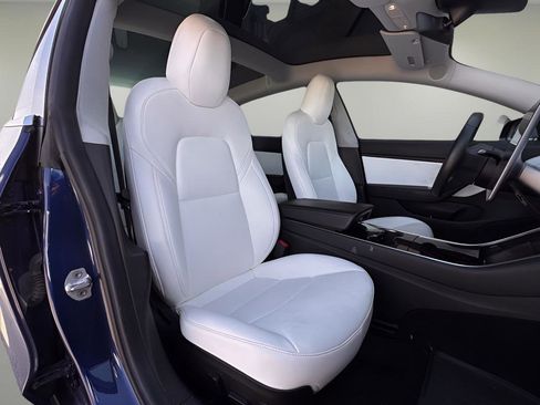 Used 2019 Tesla Model 3 Performance image 21