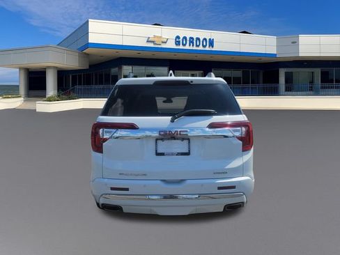 Used 2023 GMC Acadia Denali w/ Trailering Package AWD/4WD image 4