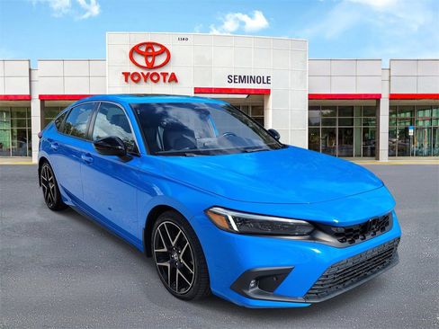 Used 2022 Honda Civic Sport Touring image 2