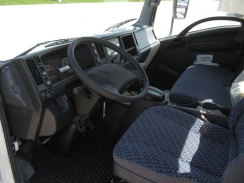 New 2025 Chevrolet Low Cab Forward image 9