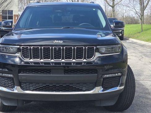 Used 2023 Jeep Grand Cherokee L Limited w/ Luxury Tech Group II image 26