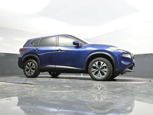 Used 2023 Nissan Rogue SV image 52