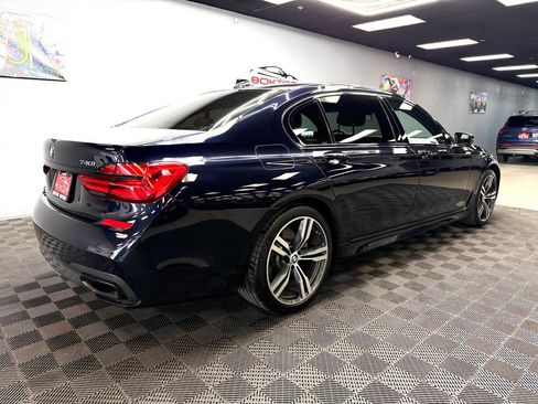 Used 2019 BMW 740i w/ M Sport Package RWD image 15