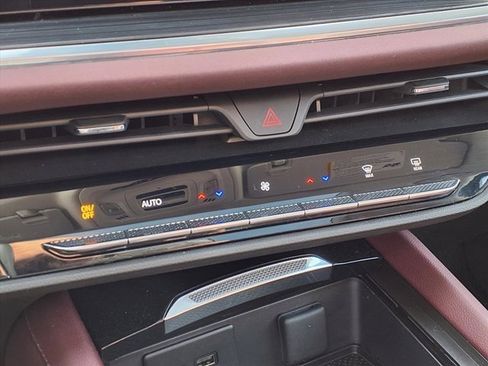 Used 2024 Buick Envision Sport Touring image 15