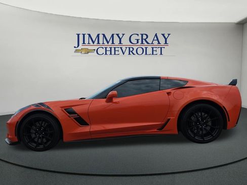 Used 2019 Chevrolet Corvette Grand Sport RWD image 2