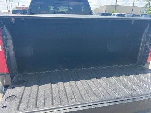 Used 2022 Chevrolet Silverado 1500 RST AWD/4WD image 37