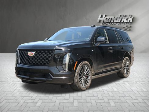 Used 2025 Cadillac Escalade Sport Platinum w/ LPO, Floor Liner Package image 7