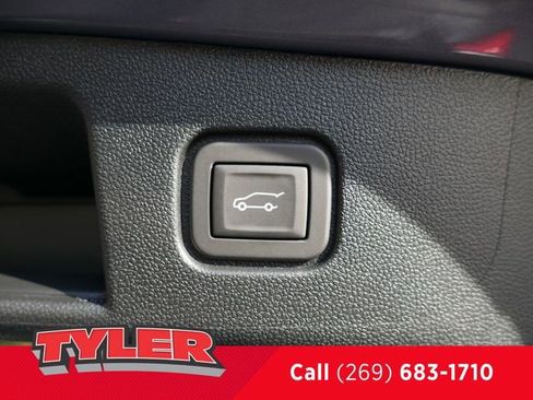 New 2025 Chevrolet Blazer EV LT image 20