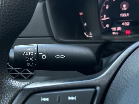 Certified 2024 Honda Accord EX image 31