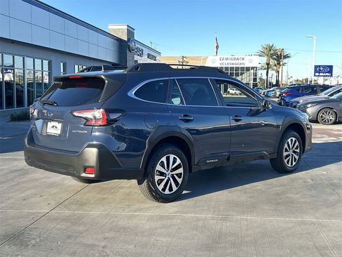 Certified 2024 Subaru Outback 2.5i image 5