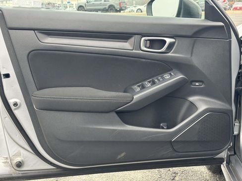 Used 2023 Honda Civic Sport image 15