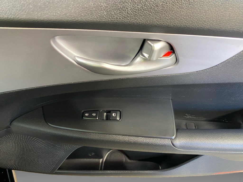 Used 2024 Kia Forte LXS FWD image 12