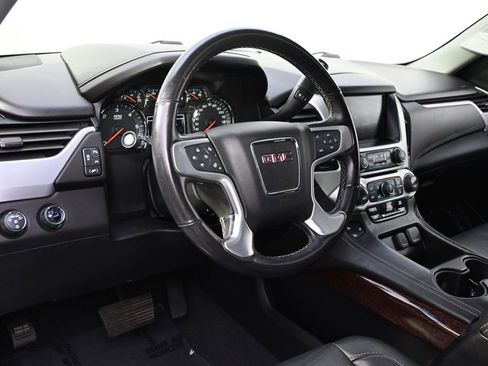 Used 2020 GMC Yukon SLT AWD/4WD image 11
