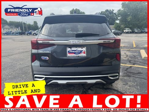 Used 2023 Kia Seltos Nightfall Edition image 3