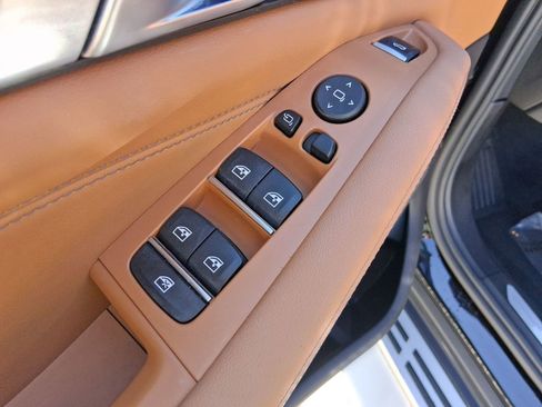 Certified 2023 BMW X5 xDrive40i w/ Premium Package image 18