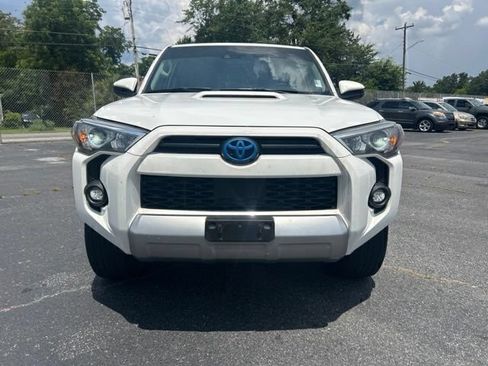 Used 2021 Toyota 4Runner TRD Off-Road AWD/4WD image 7