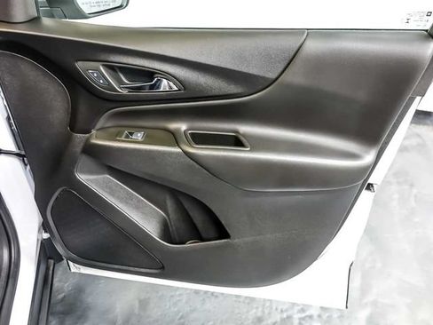 Used 2024 Chevrolet Equinox LT AWD/4WD image 30