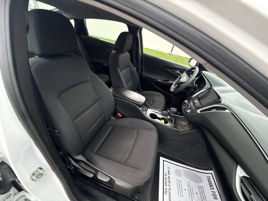 Used 2023 Chevrolet Malibu LS w/ Driver Confidence Package FWD image 24
