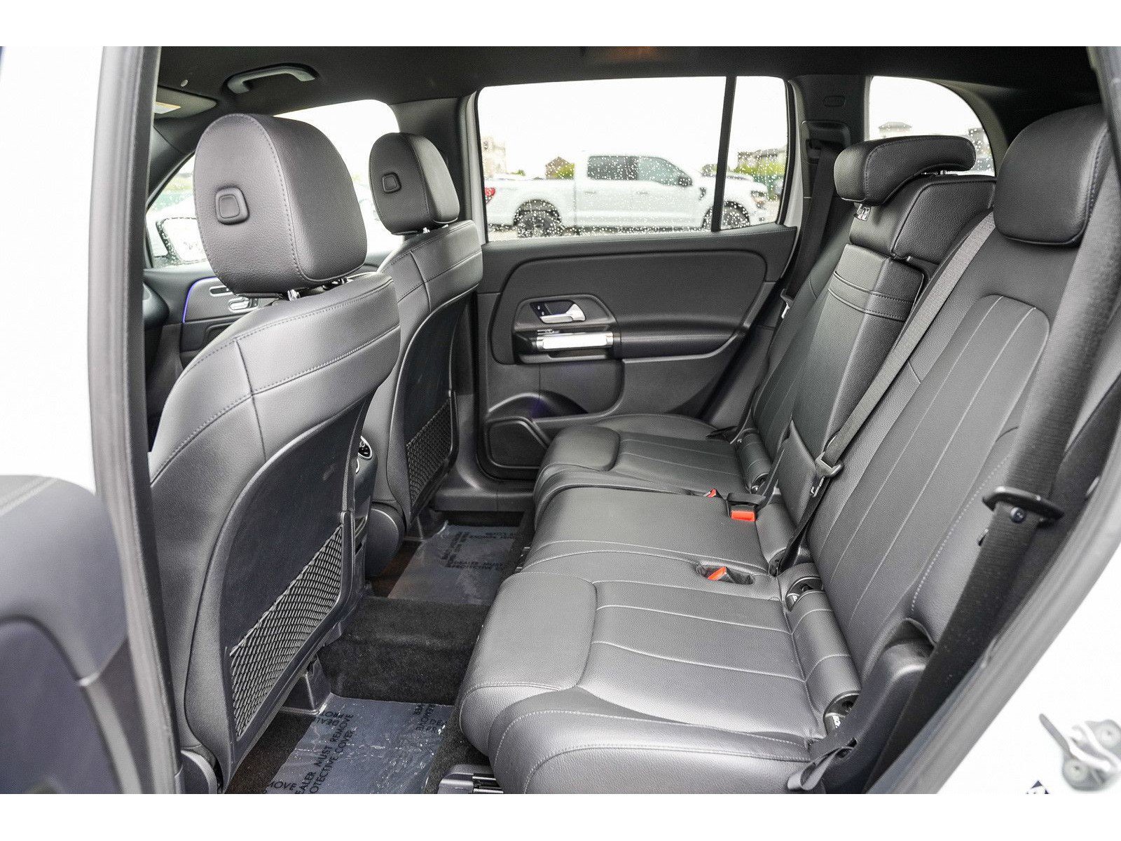 Used 2021 Mercedes-Benz GLB 250 4MATIC image 18