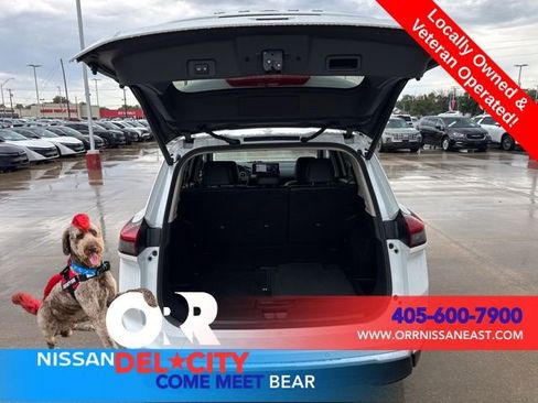 Used 2026 Nissan Rogue Platinum w/ Platinum Premium Package AWD/4WD image 9