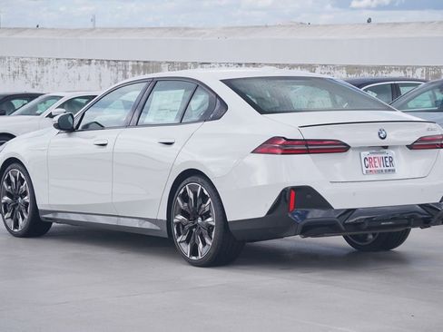 New 2026 BMW 530i w/ M Sport Package image 7