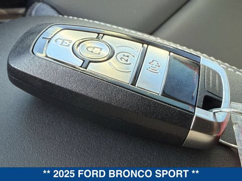New 2025 Ford Bronco Sport Outer Banks AWD/4WD image 34