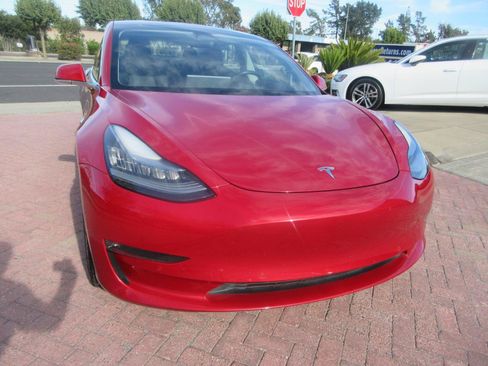 Used 2017 Tesla Model 3 Standard Range RWD image 56