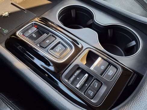 Certified 2025 Honda Pilot EX-L image 12