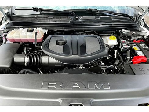 Certified 2026 RAM 1500 Laramie AWD/4WD image 13