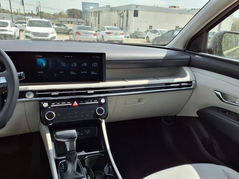 New 2025 Hyundai Tucson SEL image 7