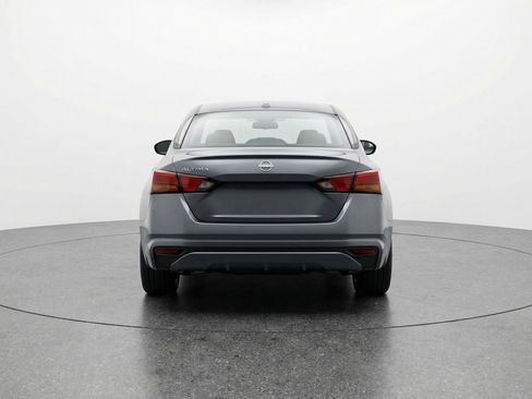 Used 2025 Nissan Altima 2.5 SV image 7