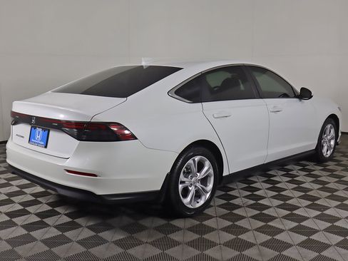 Used 2025 Honda Accord LX image 7
