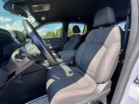 Used 2025 Honda Pilot Sport image 11