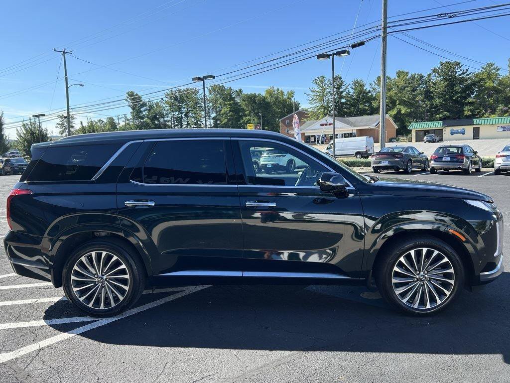 Used 2025 Hyundai Palisade Calligraphy AWD/4WD image 9
