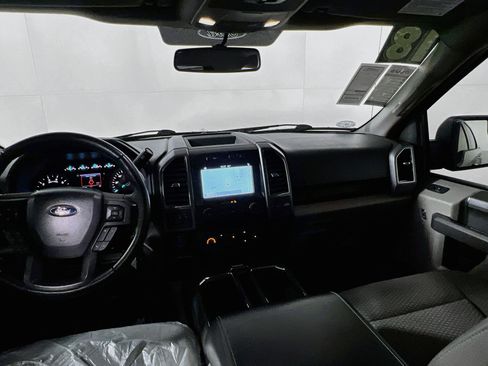 Used 2018 Ford F150 XLT w/ Equipment Group 302A Luxury RWD image 30