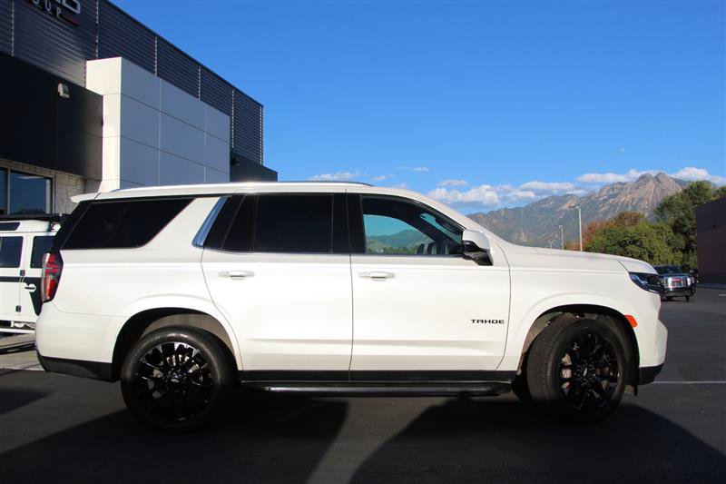 Used 2022 Chevrolet Tahoe LT w/ LT Signature Package AWD/4WD image 13