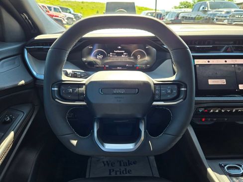 Used 2026 Jeep Cherokee Limited AWD/4WD image 20