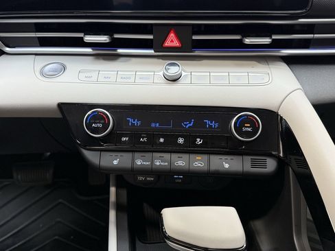 New 2026 Hyundai Elantra Limited image 21