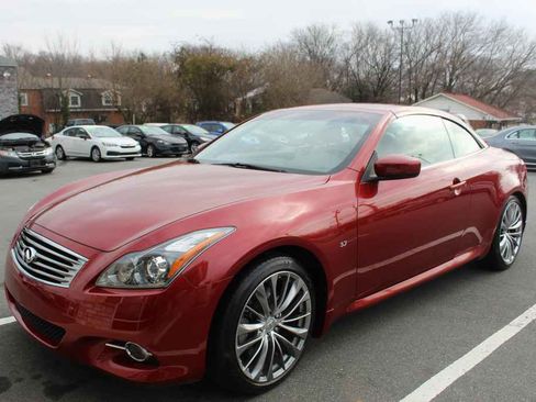 Used 2014 INFINITI Q60 Convertible w/ Premium Package image 1