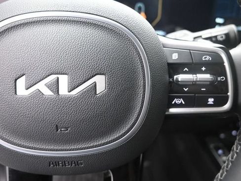 Used 2025 Kia Sorento SX Prestige AWD/4WD image 14
