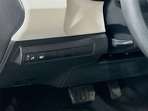 Used 2024 Toyota Corolla LE image 8