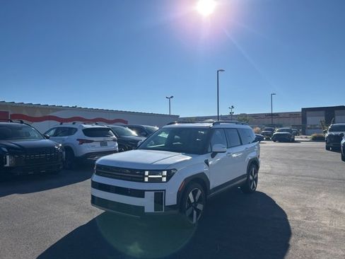 Used 2025 Hyundai Santa Fe Limited image 1