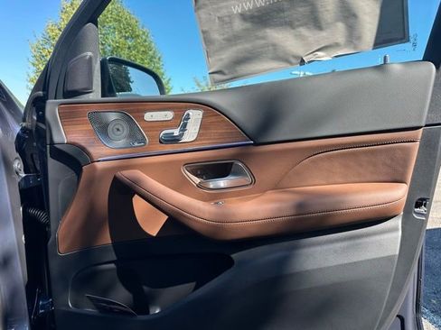 New 2026 Mercedes-Benz GLS 450 4MATIC image 24