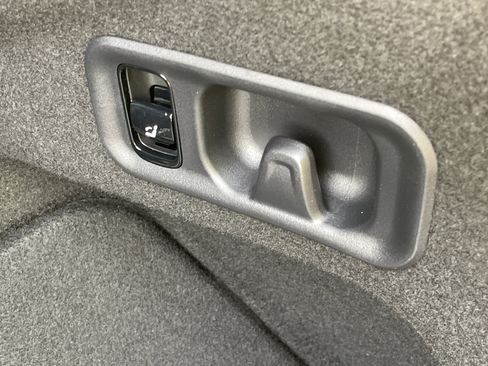 New 2026 Mercedes-Benz E 350 Sedan image 11