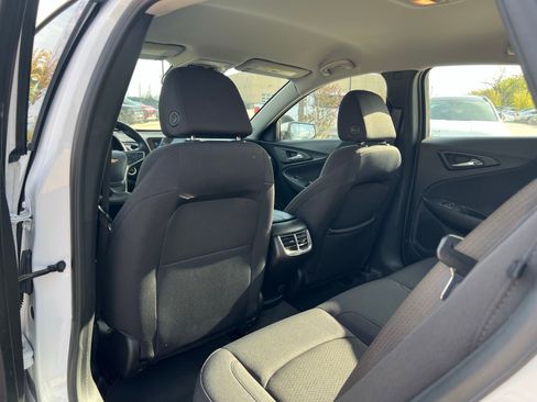 Used 2023 Chevrolet Malibu LT w/ Driver Confidence Package image 16