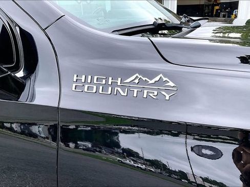 Certified 2023 Chevrolet Suburban High Country w/ Max Trailering Package AWD/4WD image 32
